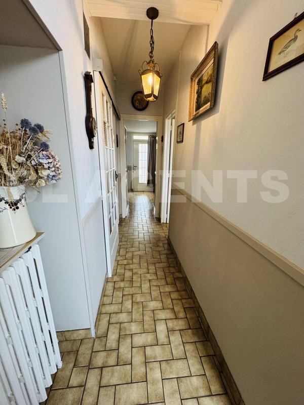 Maison - 98 m² - 6 pièces