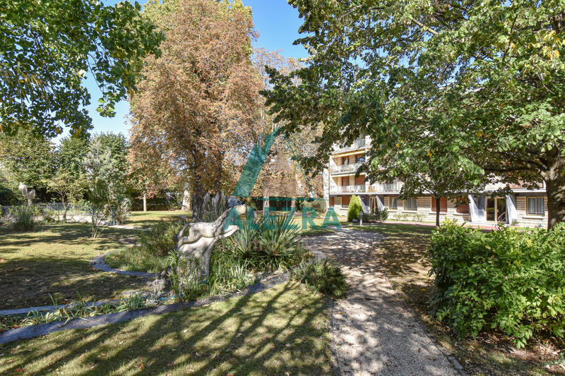 Appartement - 67 m² - 2 pièces