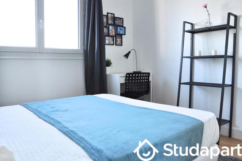 Chambre - 13 m² - 1 pièce