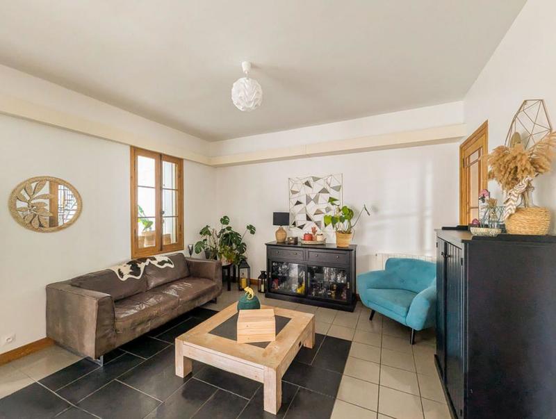 Maison ancienne - 180 m² - 5 pièces