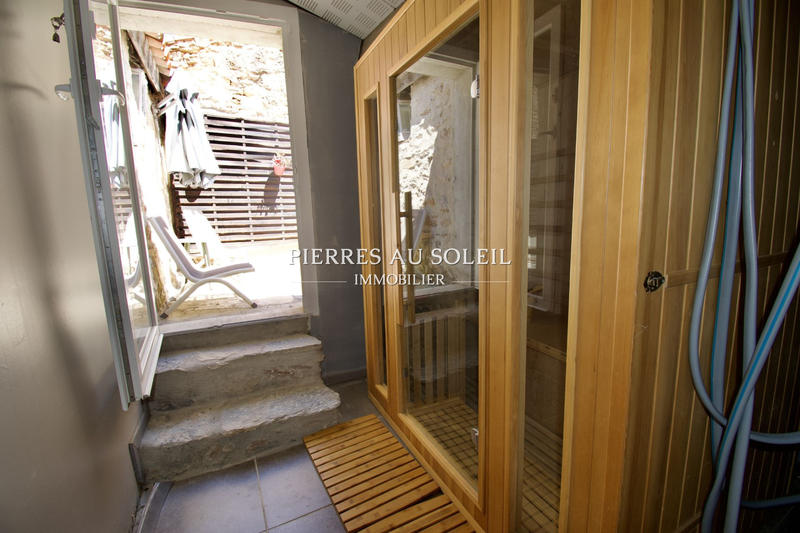 Maison - 200 m² - 4 pièces