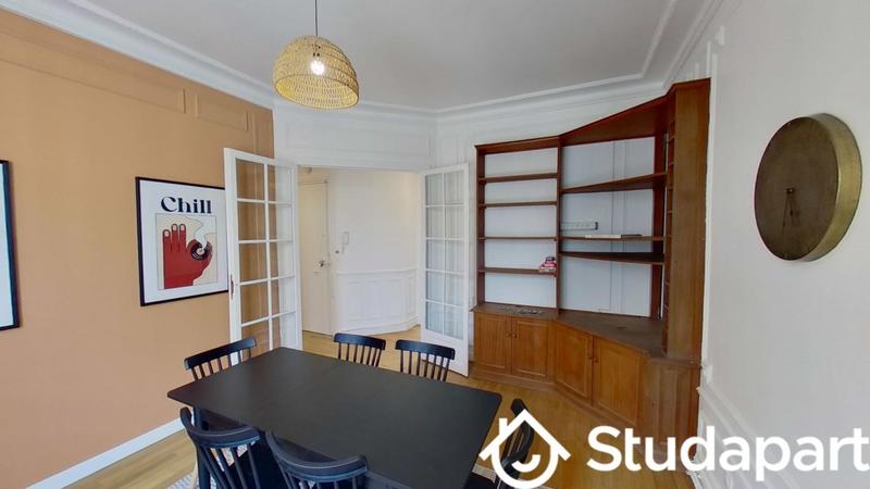 Chambre - 9 m² - 1 pièce