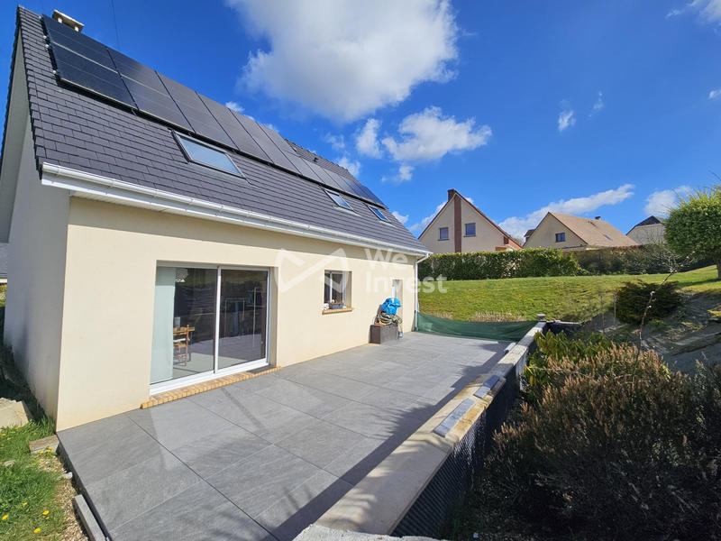 Maison - 94 m² - 5 pièces