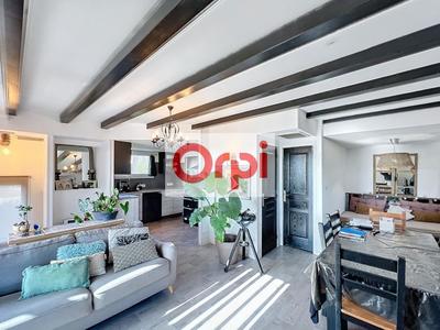 Maison - 137 m² - 5 pièces