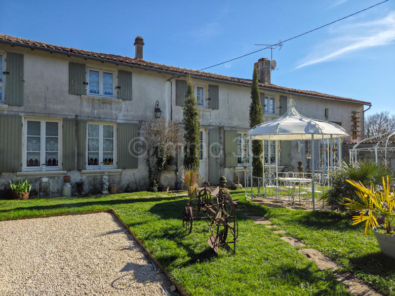 Maison - 164 m² - 6 pièces