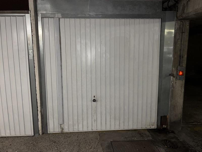 Parking / Garage - 12 m²