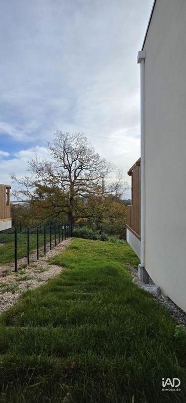 Maison - 92 m² - 4 pièces