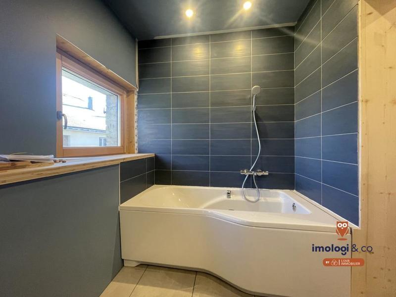 Maison de campagne - 331 m² - 9 pièces