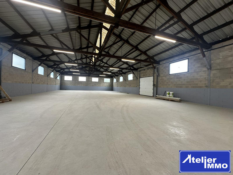 Entrepôt - 457 m²