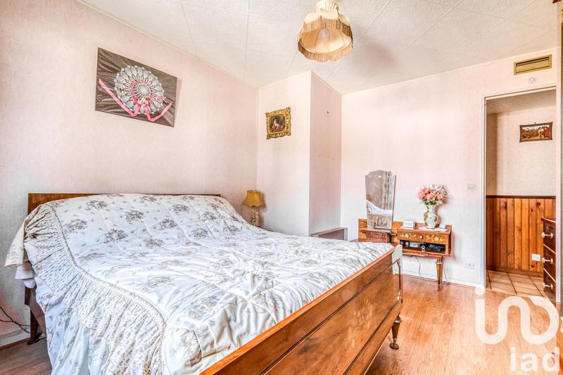 Maison - 94 m² - 5 pièces