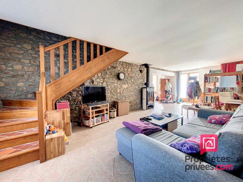 Maison - 138 m² - 7 pièces