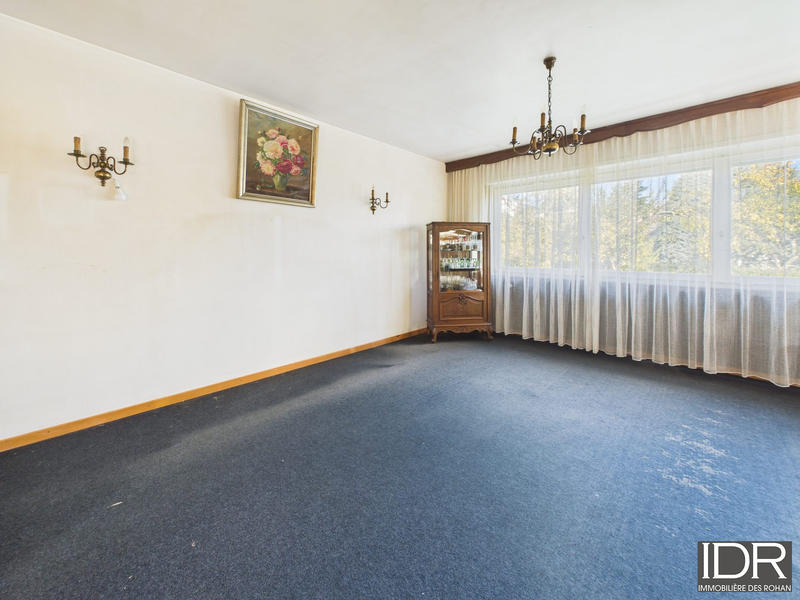 Maison - 219 m² - 7 pièces