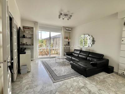 Maison - 182 m² - 5 pièces