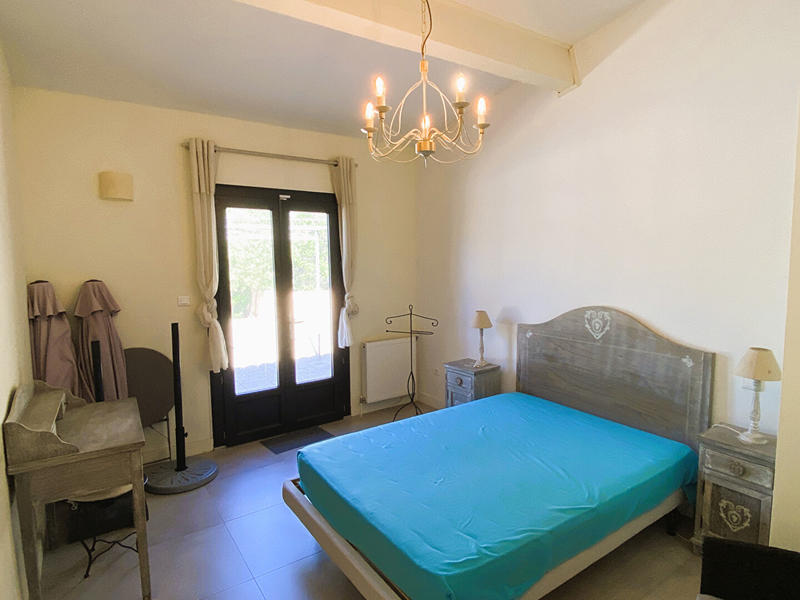 Villa - 169 m² - 6 pièces