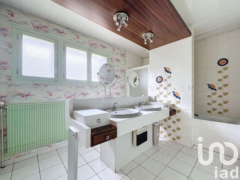 Maison - 190 m² - 5 pièces