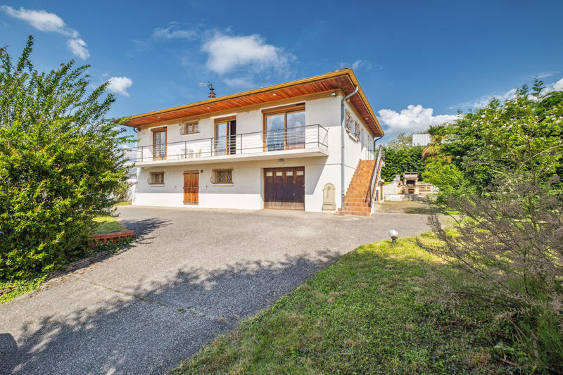 Maison - 150 m² - 6 pièces