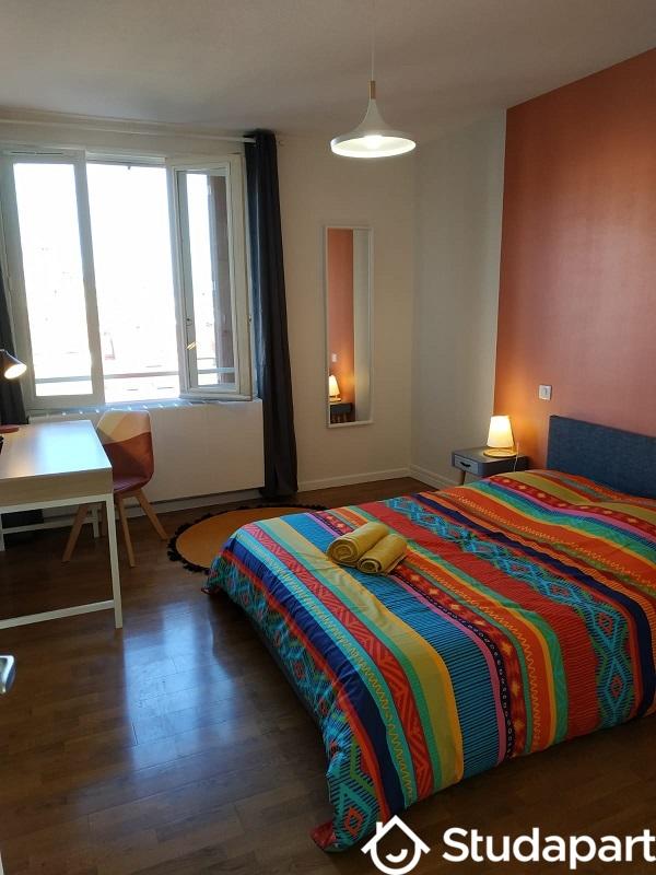 Chambre - 12 m² - 1 pièce