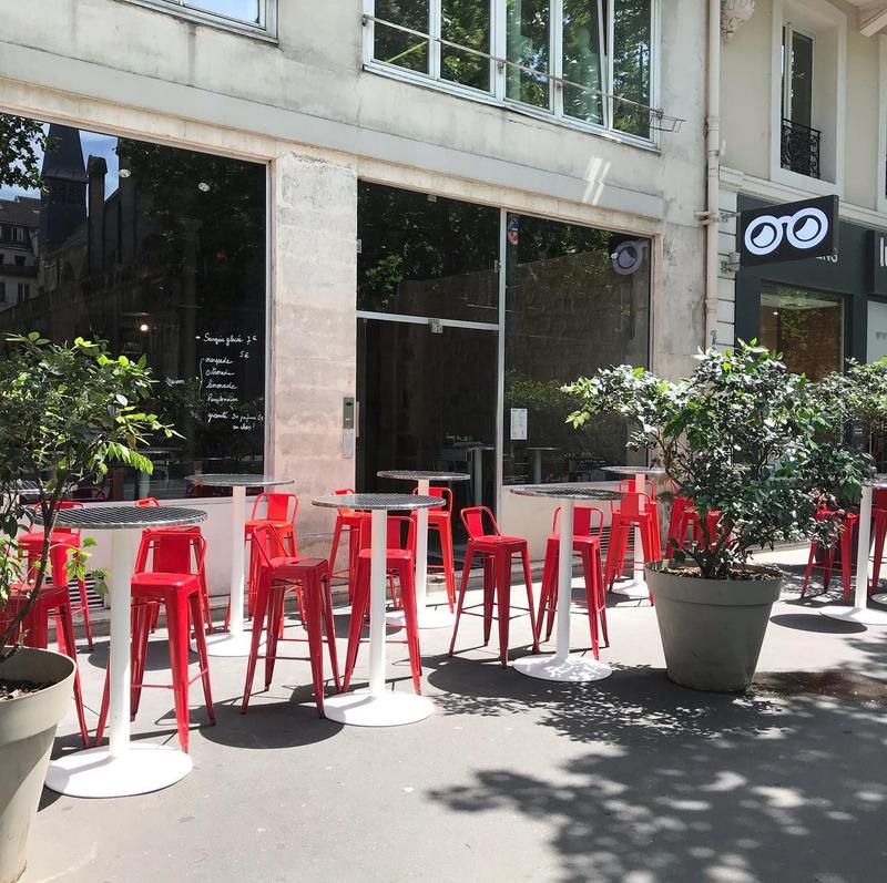 Fonds de commerce - Local commercial - 230 m²