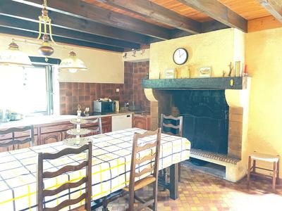 Maison - 150 m² - 5 pièces