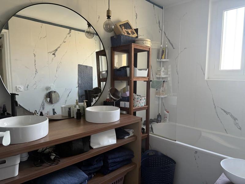 Maison - 185 m² - 7 pièces