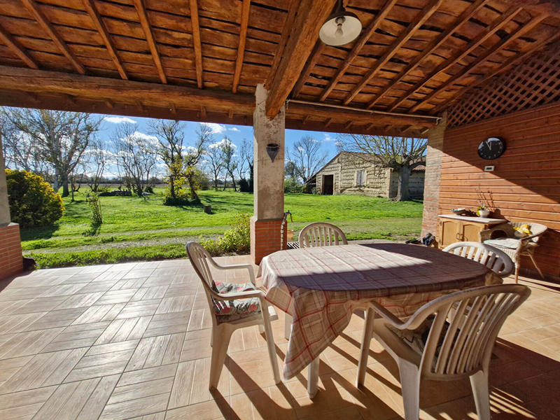 Maison - 508 m² - 6 pièces