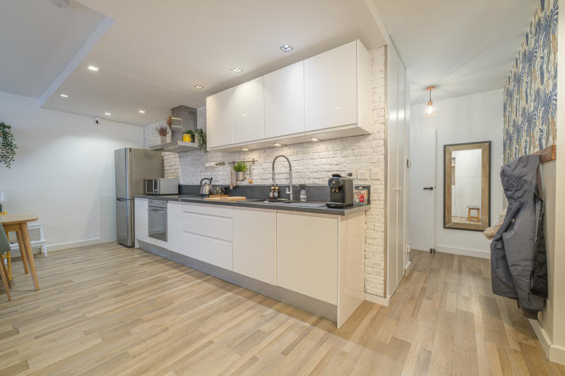 Appartement - 82 m² - 4 pièces