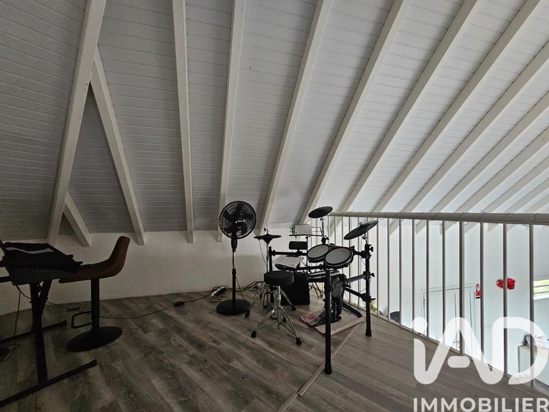 Maison - 184 m² - 6 pièces