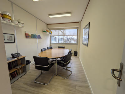 Bureau - 223 m² - 7 pièces