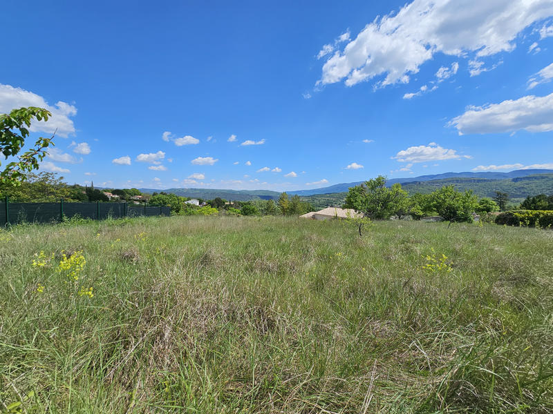 Terrain - 660 m²