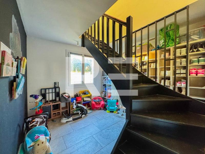 Villa - 165 m² - 8 pièces