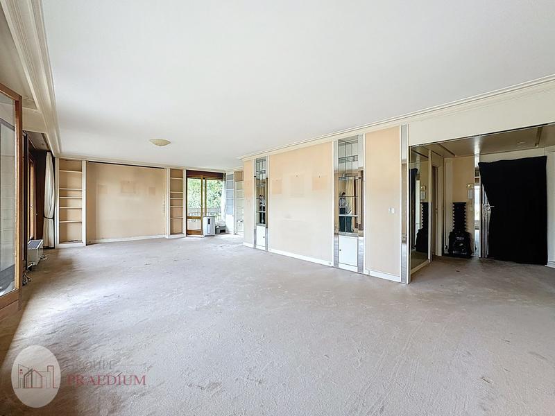 Appartement - 111 m² - 4 pièces