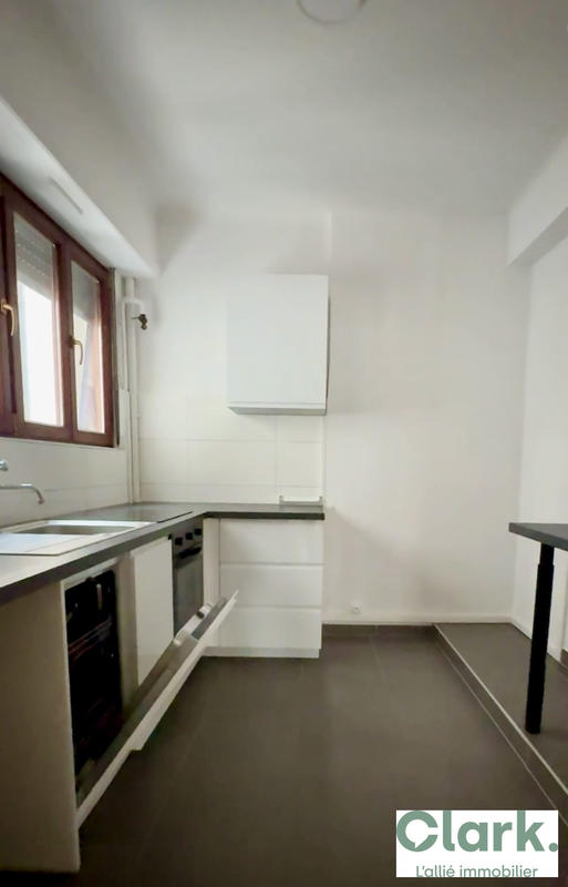 Appartement - 81 m² - 4 pièces