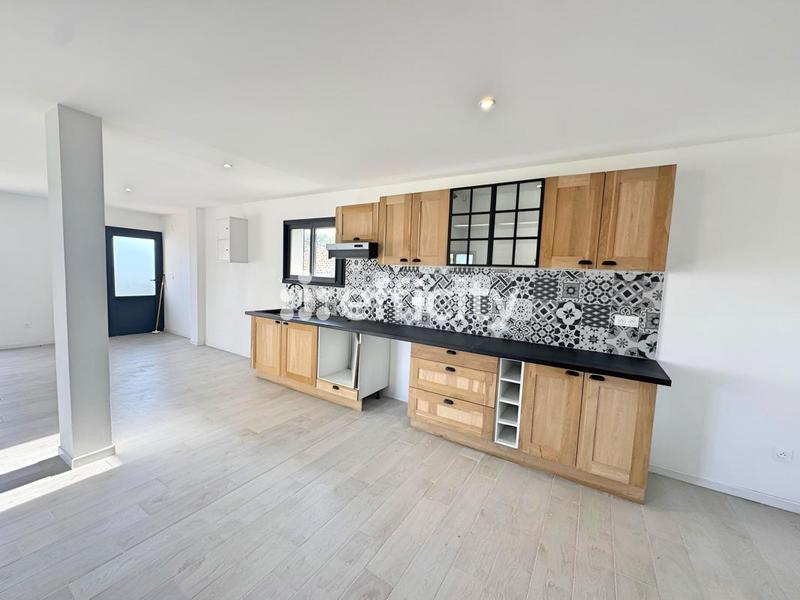 Villa - 95 m² - 4 pièces