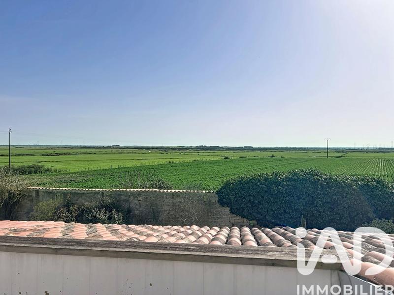 Maison - 230 m² - 6 pièces