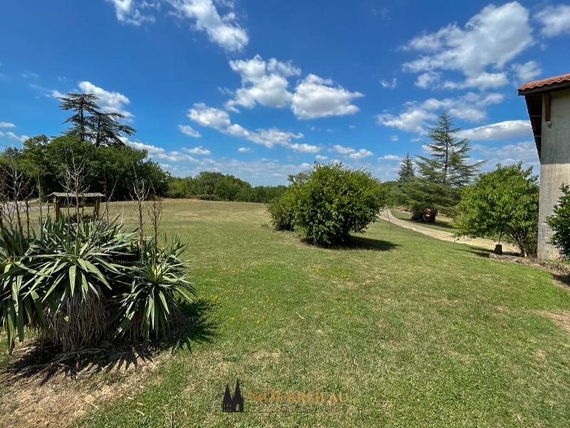 Maison - 191 m² - 10 pièces