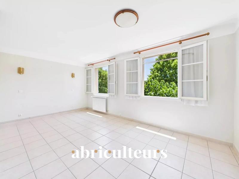 Maison - 94 m² - 5 pièces