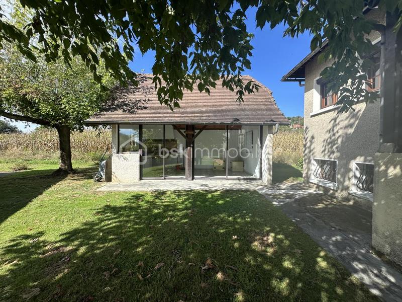 Maison traditionnelle - 150 m² - 5 pièces