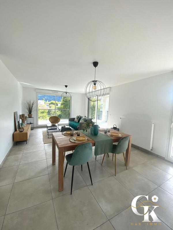 Appartement - 70 m² - 3 pièces