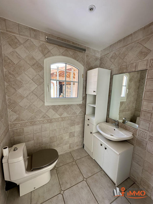 Maison - 180 m² - 6 pièces