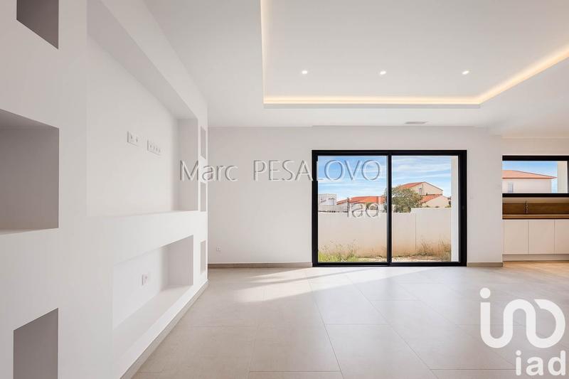 Maison - 99 m² - 4 pièces