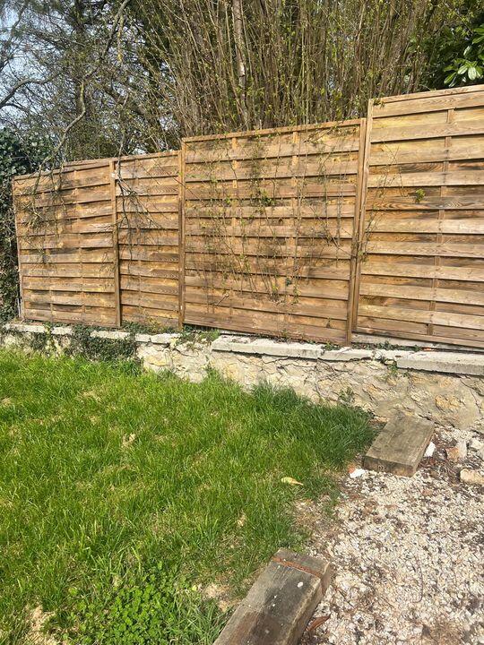 Maison - 300 m² - 5 pièces