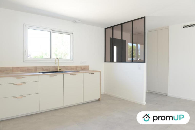 Maison - 98 m² - 4 pièces