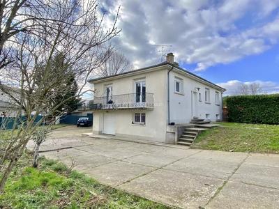 Immeuble - 134 m² - 8 pièces