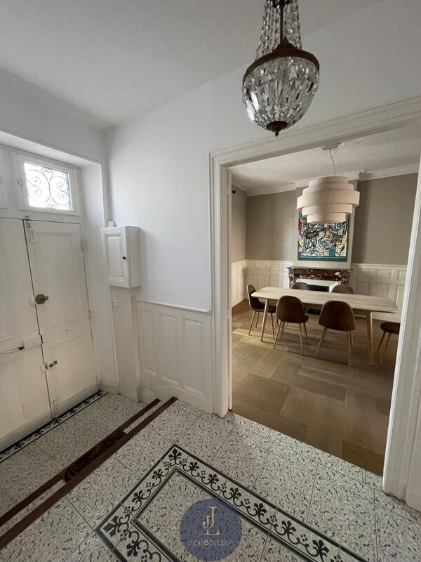 Maison de village - 200 m² - 4 pièces