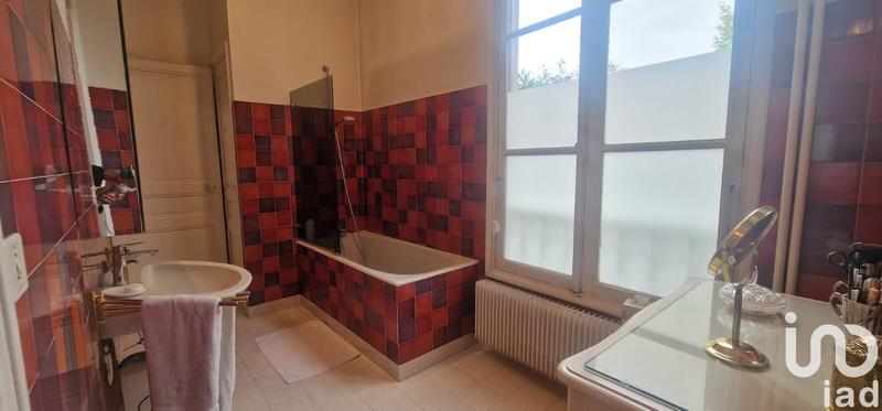 Maison de ville - 250 m² - 11 pièces