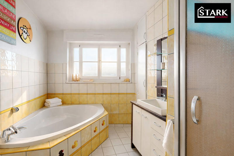 Appartement - 110 m² - 4 pièces