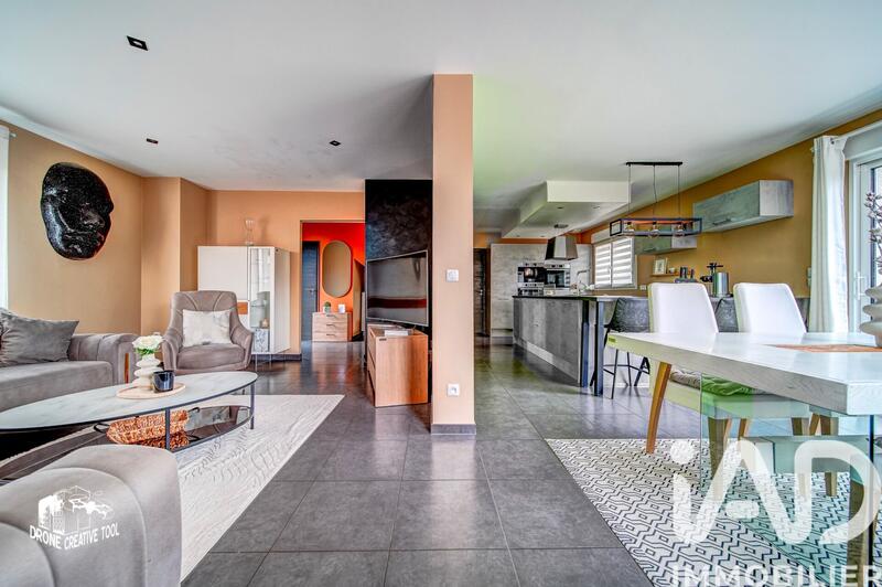 Maison - 133 m² - 6 pièces