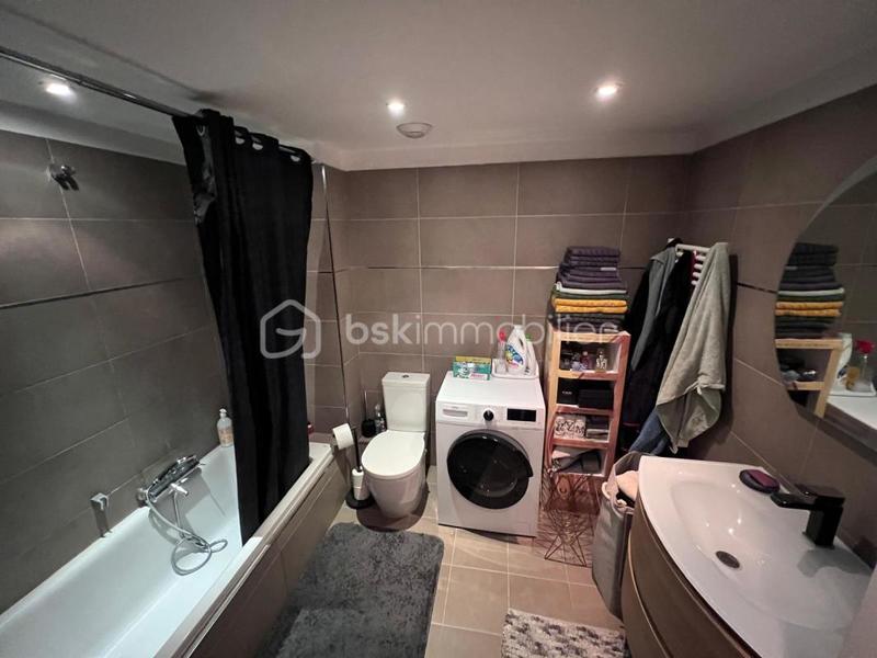 Appartement - 86 m² - 3 pièces