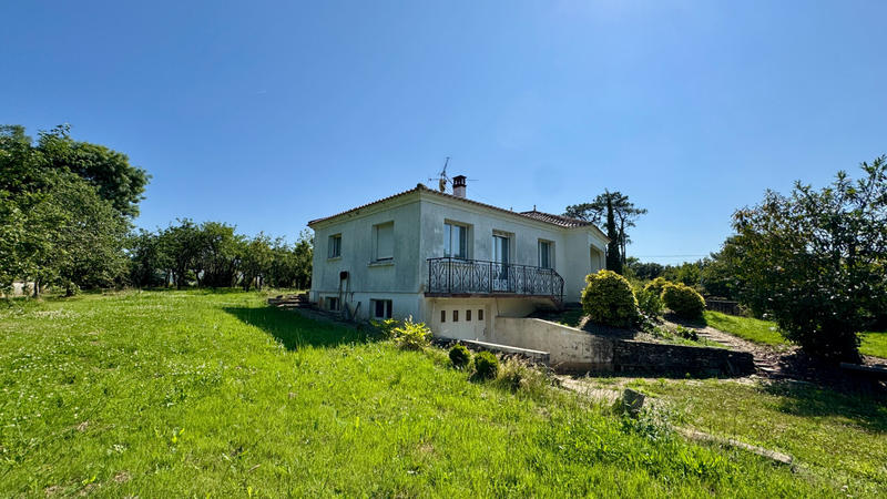 Maison - 120 m² - 6 pièces