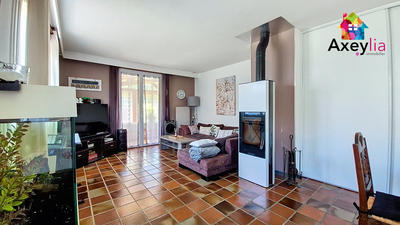 Maison - 170 m² - 8 pièces